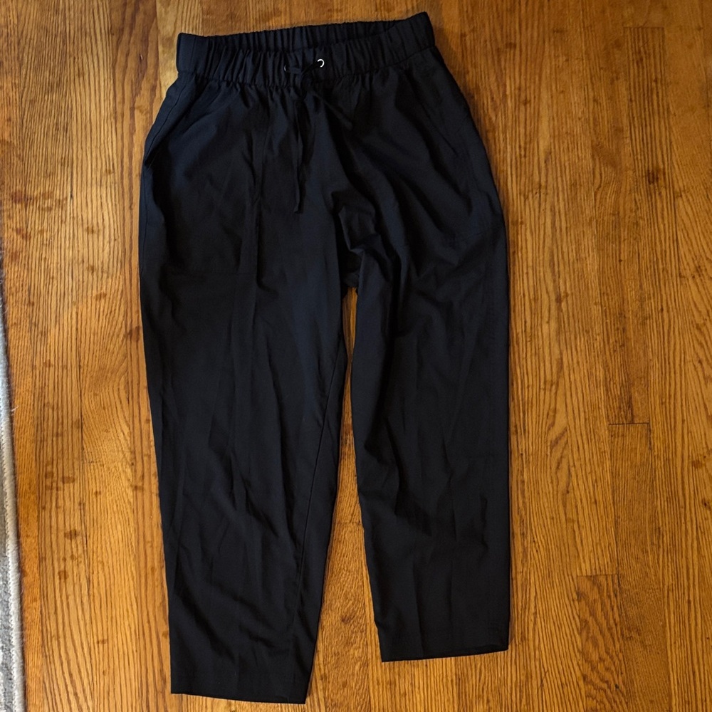 Old Navy Active Stretch Tech Cropped Pants